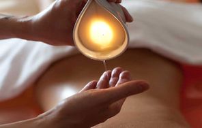 Immagine candele per massaggio